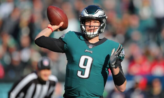 What if the Eagles stuck with Nick Foles?