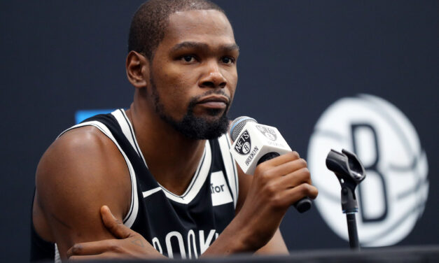 Kevin Durant’s Immature Nature Separates Him From LeBron and Jordan