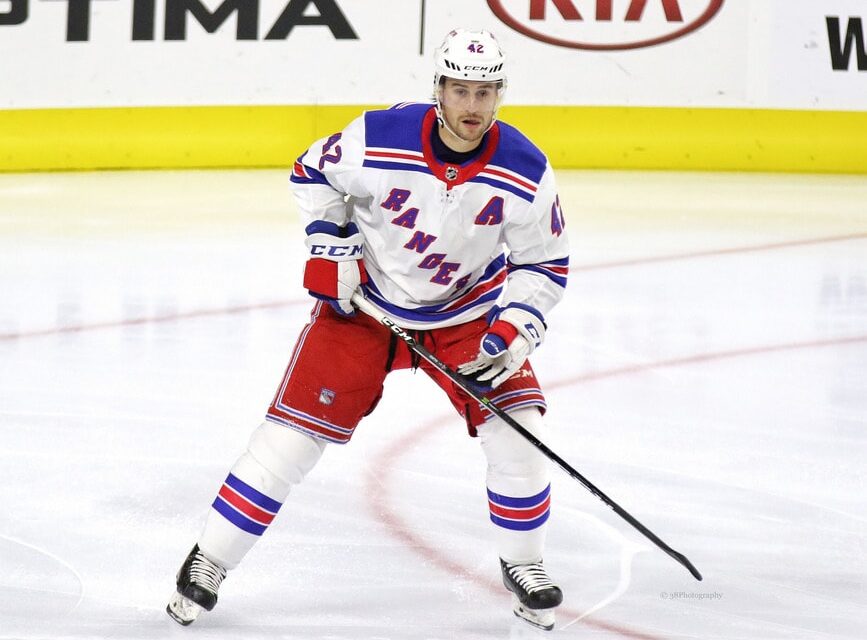 Should The Rangers Re-sign Brendan Smith?